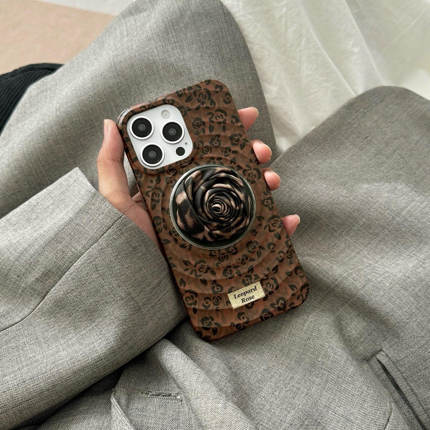 Custodia per iPhone Leopard Rose